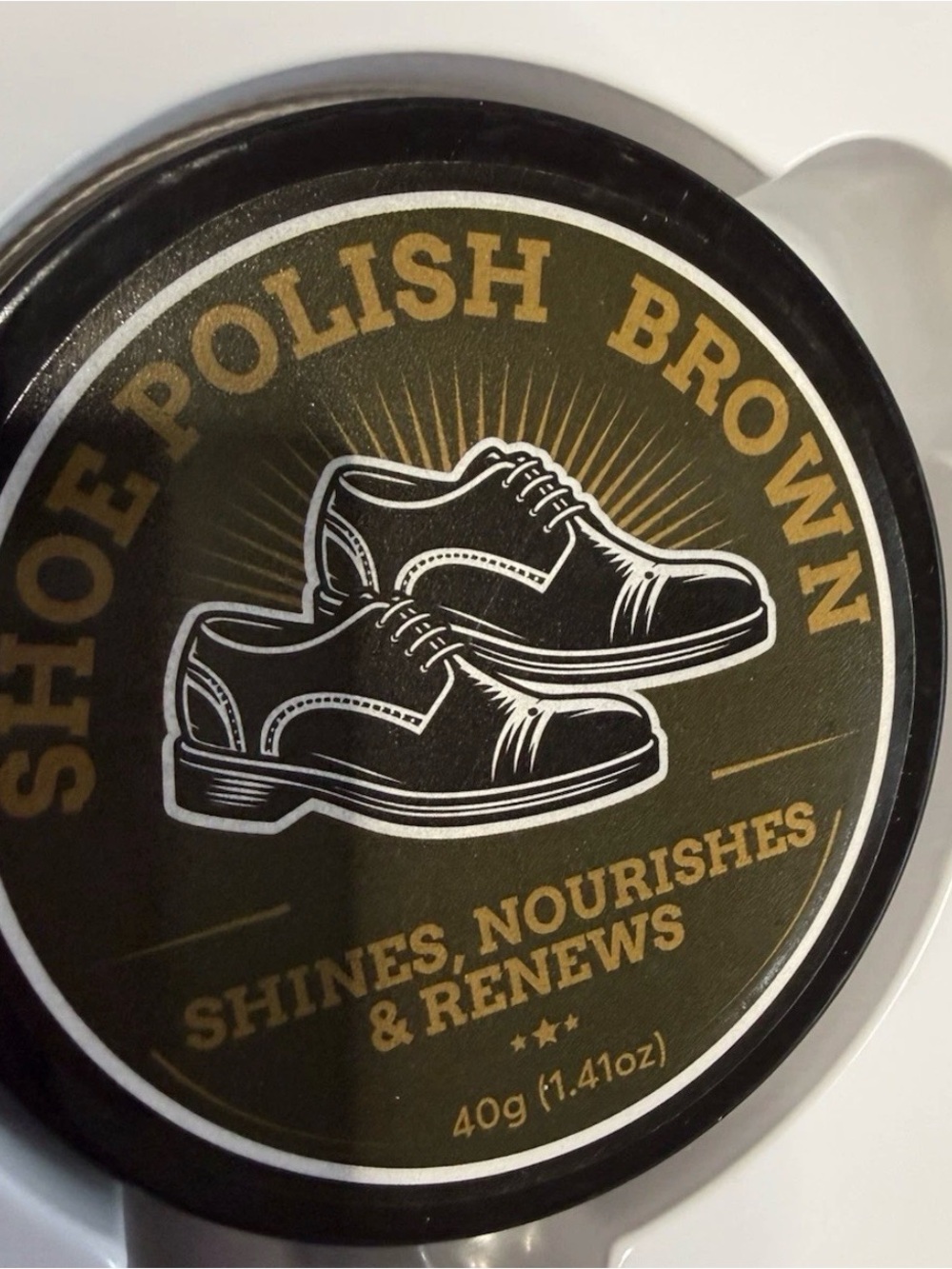 (New) 12 piece Men's Shoe Polish and Care Kit - Brown & Black Shoe Polish Set - Picture 5 of 8